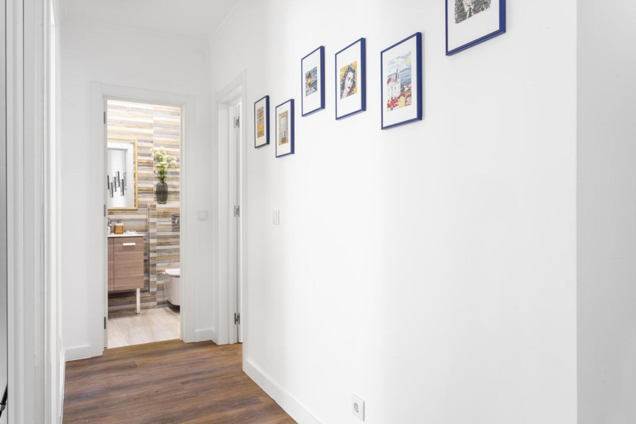 Joivy Bright And Beautiful 4br 5 Mins To Rato Subway Apartment Lisbon